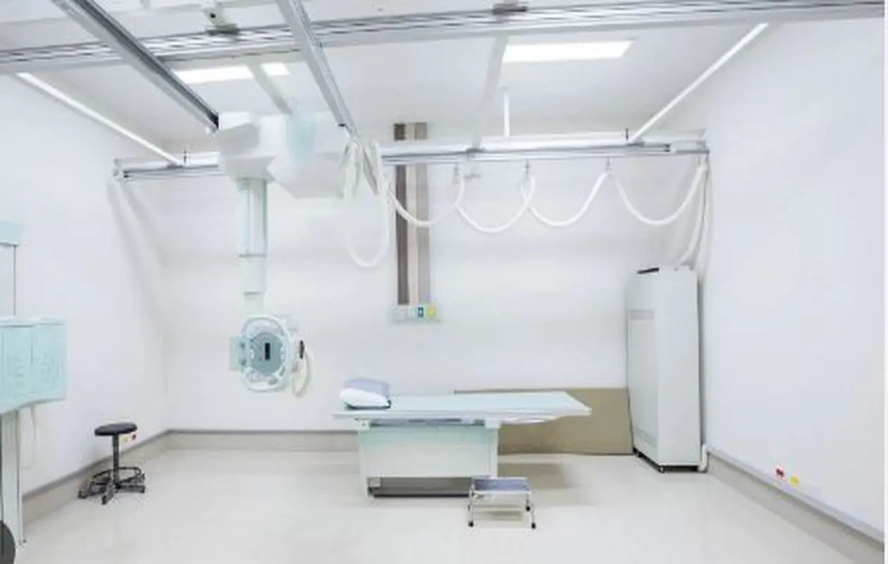 Accurate X-ray report will be available in Kalyan Hospital, it will be visible on the computer screen on pressing the button